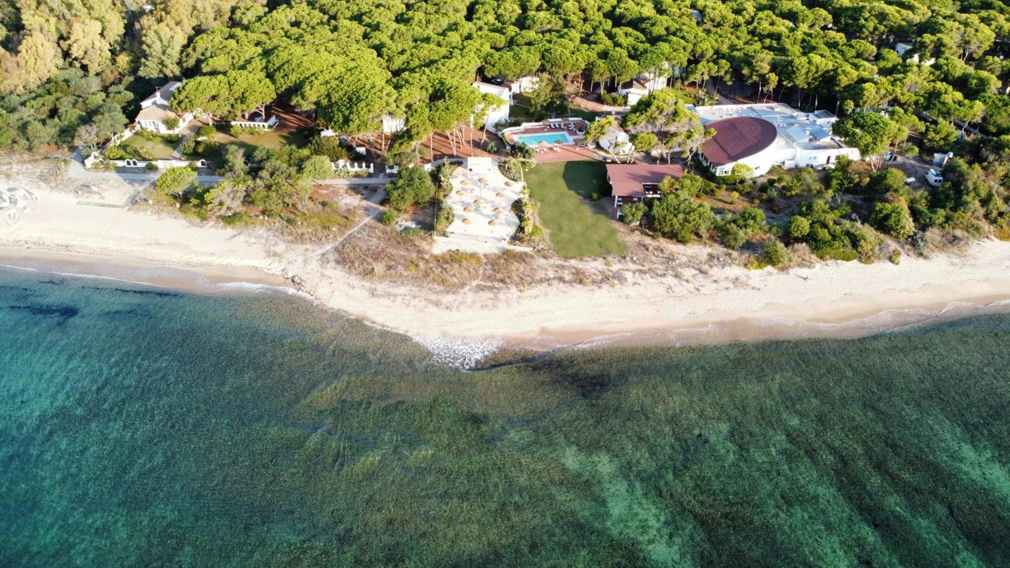 Hotel Mare Pineta Santa Margherita di Pula Exterior foto
