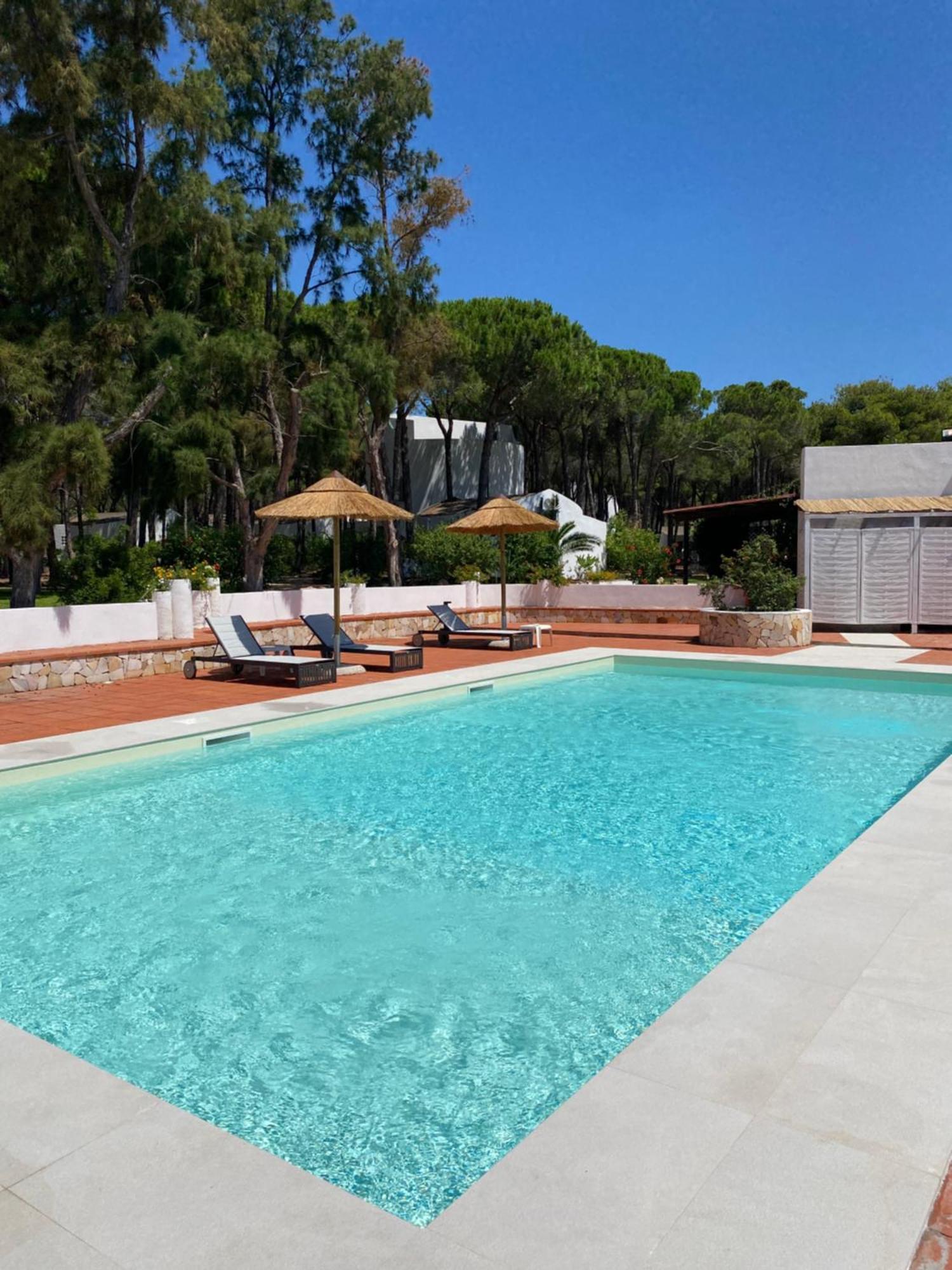 Hotel Mare Pineta Santa Margherita di Pula Exterior foto